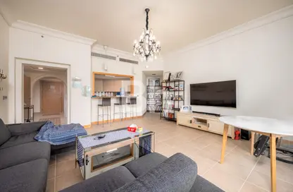Apartment - 2 Bedrooms - 3 Bathrooms for rent in Al Khushkar - Shoreline Apartments - Palm Jumeirah - Dubai