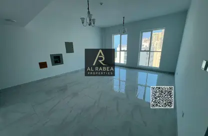 شقة - 2 غرف نوم - 2 حمامات للايجار في برج الكورنيش - طريق كورنيش عجمان - عجمان