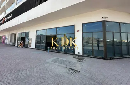 محل - استوديو - 1 حمام للايجار في برج الوليد BA 06 - ارجان - دبي