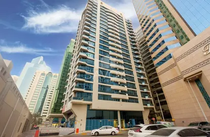 Outdoor Building image for: Apartment - 3 Bedrooms - 4 Bathrooms for rent in Ganadah Tower - Al Khalidiya - Abu Dhabi, Image 1