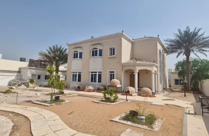 Villa - 5 Bedrooms - 5 Bathrooms for rent in Nadd Al Hammar - Dubai
