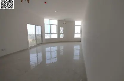 Apartment - 2 Bedrooms - 3 Bathrooms for rent in Ajman Corniche Residences - Ajman Corniche Road - Ajman