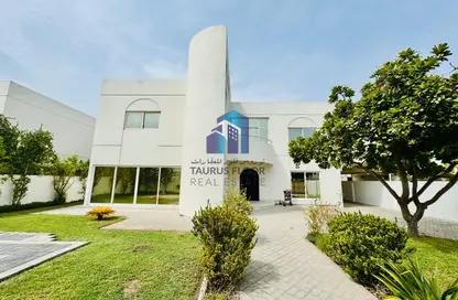 Villa - 4 Bedrooms - 5 Bathrooms for rent in Garhood Complex - Al Garhoud - Dubai
