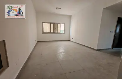 شقة - 2 غرف نوم - 2 حمامات للايجار في عمارة عزير - 3  الروضة - الروضة - عجمان