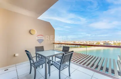 Apartment - Studio - 1 Bathroom for rent in Palm Views East - Palm Views - Palm Jumeirah - Dubai