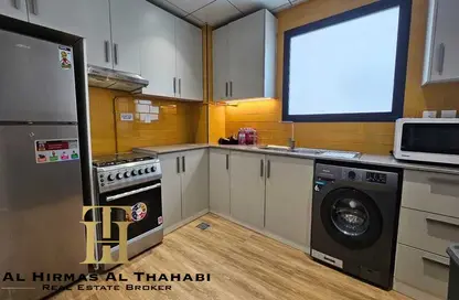 شقة - غرفة نوم - 2 حمامات للايجار في ذا في تاور - مجمع دبي ريزيدنس - دبي