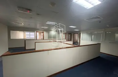 Office Space - Studio - 1 Bathroom for rent in Hamdan Street - Abu Dhabi