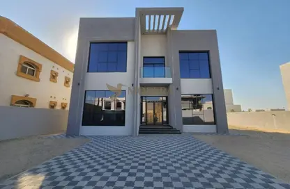 Villa - 4 Bedrooms - 5 Bathrooms for rent in Al Barsha South 2 - Al Barsha South - Al Barsha - Dubai