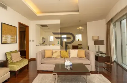 Apartment - 1 Bedroom - 2 Bathrooms for sale in The Dubai Mall Residences - Downtown Dubai - Dubai