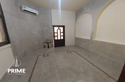 صورة لـ استقبال / بهو شقة - 1 حمام للايجار في منطقة المرور - أبوظبي ، صورة رقم 1
