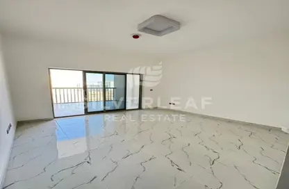 Apartment - 1 Bathroom for rent in Arabian gate 1 - Dubai Residence Complex - Dubai