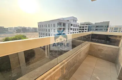 شقة - 2 غرف نوم - 2 حمامات للايجار في الزاهية - تجارية مويلح - الشارقة