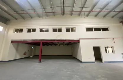 Warehouse - Studio - 1 Bathroom for rent in Wadi AL AIN 1 - Al Noud - Al Ain