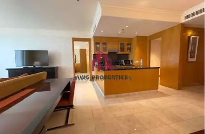 Apartment - 2 Bedrooms - 3 Bathrooms for rent in Ritz Carlton - DIFC - Dubai