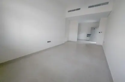 عمارة بالكامل - 8 غرف نوم - 8 حمامات للايجار في بناية اس جي المويلح - مويلح - الشارقة عمارة بالكامل - 8 غرف نوم - 8 حمامات للايجار في بناية اس جي المويلح - مويلح - الشارقة