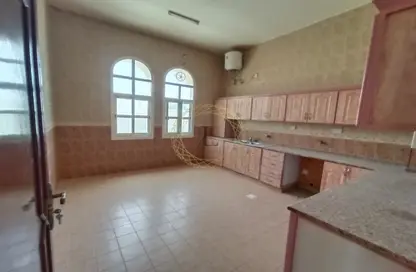 Villa - 3 Bedrooms - 4 Bathrooms for rent in Al Murabaa - Al Ain