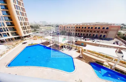 Apartment - 3 Bedrooms - 4 Bathrooms for rent in United Square - Al Khalidiya - Abu Dhabi
