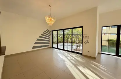 Villa - 4 Bedrooms - 5 Bathrooms for rent in Nad Al Sheba Villas - Nad Al Sheba 3 - Nad Al Sheba - Dubai