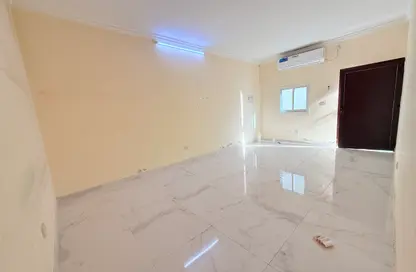 Apartment - 1 Bedroom - 1 Bathroom for rent in Shakhbout City - Abu Dhabi
