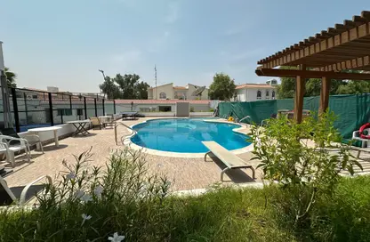Villa - 4 Bedrooms - 4 Bathrooms for rent in Al Safa 2 - Al Safa - Dubai