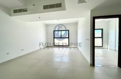 Apartment - 1 Bedroom - 2 Bathrooms for rent in Al Jafiliya - Dubai