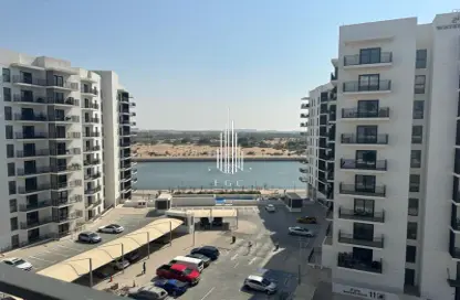 Apartment - 3 Bedrooms - 3 Bathrooms for sale in Waters Edge - Yas Island - Abu Dhabi