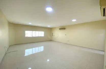 Apartment - 3 Bedrooms - 3 Bathrooms for rent in Al Zaafaran - Al Khabisi - Al Ain