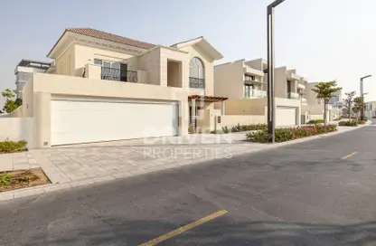 Villa - 5 Bedrooms - 6 Bathrooms for sale in District One Phase III - District One - Mohammed Bin Rashid City - Dubai