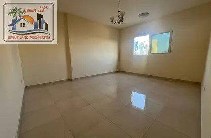 شقة - 2 غرف نوم - 2 حمامات للايجار في برج الملكة - القصباء - الشارقة