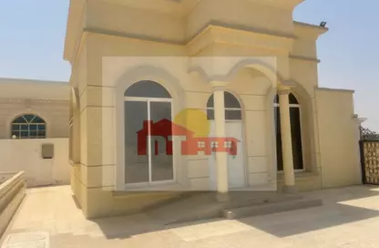 Villa - 4 Bedrooms - 6 Bathrooms for rent in Al Riffa - Ras Al Khaimah