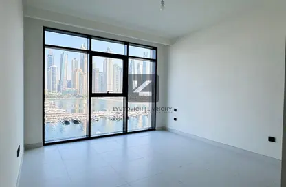Apartment - 2 Bedrooms - 3 Bathrooms for sale in Marina Vista - EMAAR Beachfront - Dubai Harbour - Dubai
