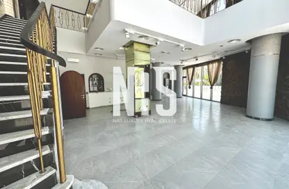 Shop - Studio - 4 Bathrooms for rent in Khalidiya Centre - Cornich Al Khalidiya - Al Khalidiya - Abu Dhabi