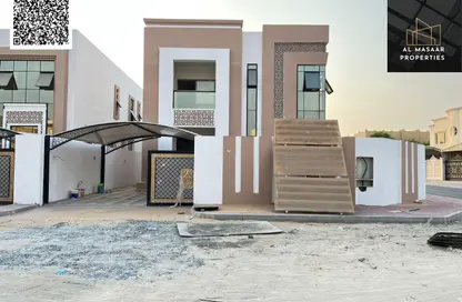 Villa - 5 Bedrooms - 7 Bathrooms for sale in Al Mowaihat 2 - Al Mowaihat - Ajman
