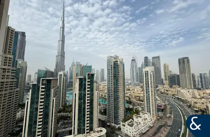 Apartment - 2 Bedrooms - 3 Bathrooms for sale in Vida Residence Downtown - Downtown Dubai - Dubai