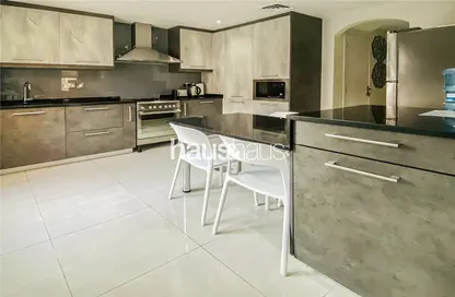 Villa - 3 Bedrooms - 3 Bathrooms for rent in Springs 11 - The Springs - Dubai