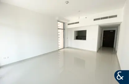 Apartment - 2 Bedrooms - 3 Bathrooms for rent in Boulevard Crescent Tower 1 - BLVD Crescent - Downtown Dubai - Dubai