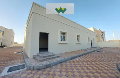 شقة - 3 غرف نوم - 3 حمامات للايجار في فلل مدينة محمد بن زايد - مدينة محمد بن زايد - أبوظبي