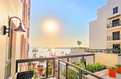 Apartment - 2 Bedrooms - 3 Bathrooms for sale in La Rive - Building 2 - La Mer - Jumeirah - Dubai