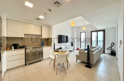 Apartment - 2 Bedrooms - 2 Bathrooms for rent in Zahra Breeze Apartments 4A - Zahra Breeze Apartments - Town Square - Dubai