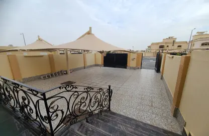 Villa - 4 Bedrooms - 6 Bathrooms for rent in Mohamed Bin Zayed Centre - Mohamed Bin Zayed City - Abu Dhabi
