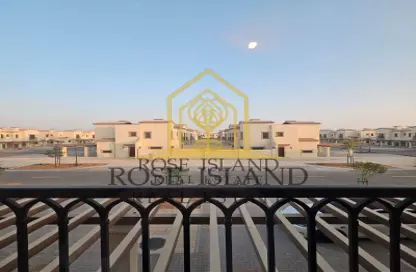 Townhouse - 3 Bedrooms - 4 Bathrooms for sale in Bloom Living - Zayed City (Khalifa City C) - Khalifa City - Abu Dhabi