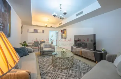 Apartment - 2 Bedrooms - 2 Bathrooms for rent in Beach Tower 2 - Al Khan Lagoon - Al Khan - Sharjah