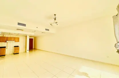 Apartment - 1 Bedroom - 2 Bathrooms for rent in Mulberry 1 - Emirates Gardens 2 - Jumeirah Village Circle - Dubai