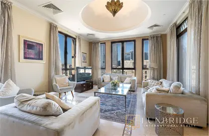 Penthouse - 4 Bedrooms - 5 Bathrooms for sale in Kamoon 4 - Kamoon - Old Town - Dubai