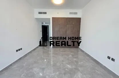 Apartment - 2 Bedrooms - 3 Bathrooms for rent in Dar Al Majaz - Jamal Abdul Nasser Street - Al Majaz - Sharjah