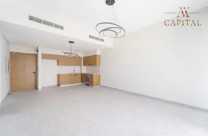 Empty Room image for: Apartment - 2 Bedrooms - 2 Bathrooms for rent in Golf Suites - Dubai Hills - Dubai Hills Estate - Dubai, Image 1