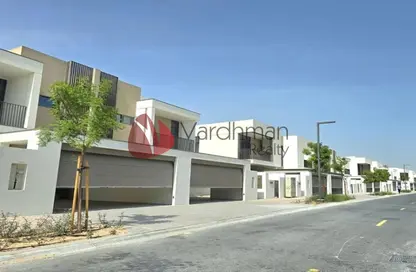 Villa - 4 Bedrooms - 5 Bathrooms for rent in Tilal Al Furjan - Al Furjan - Dubai