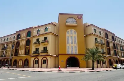 شقة - غرفة نوم - 2 حمامات للايجار في تي05 - طراز أسباني - المدينة الدولية - دبي
