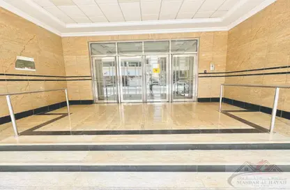 شقة - 2 غرف نوم - 2 حمامات للايجار في بناية مويليح 29 - مويلح - الشارقة شقة - 2 غرف نوم - 2 حمامات للايجار في بناية مويليح 29 - مويلح - الشارقة