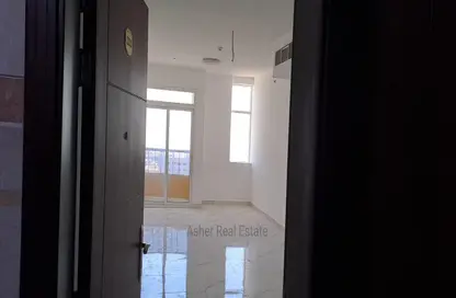 Apartment - 3 Bedrooms - 4 Bathrooms for rent in Jamal Abdul Nasser Street - Al Majaz - Sharjah